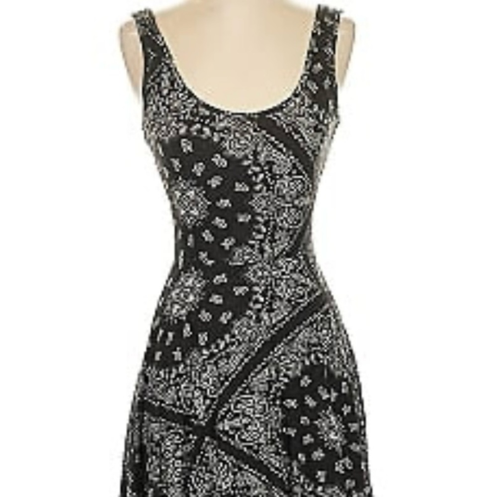 See You Monday Black and White Sleeveless A-line Midi Dress